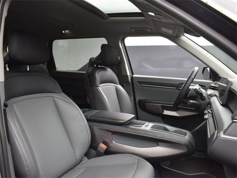 Certified 2026 Kia EV9 Light image 12