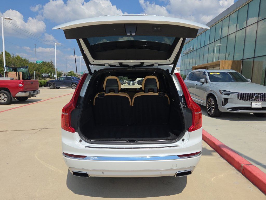 Used 2020 Volvo XC90 T6 Inscription w/ Protection Package Premier AWD/4WD image 6