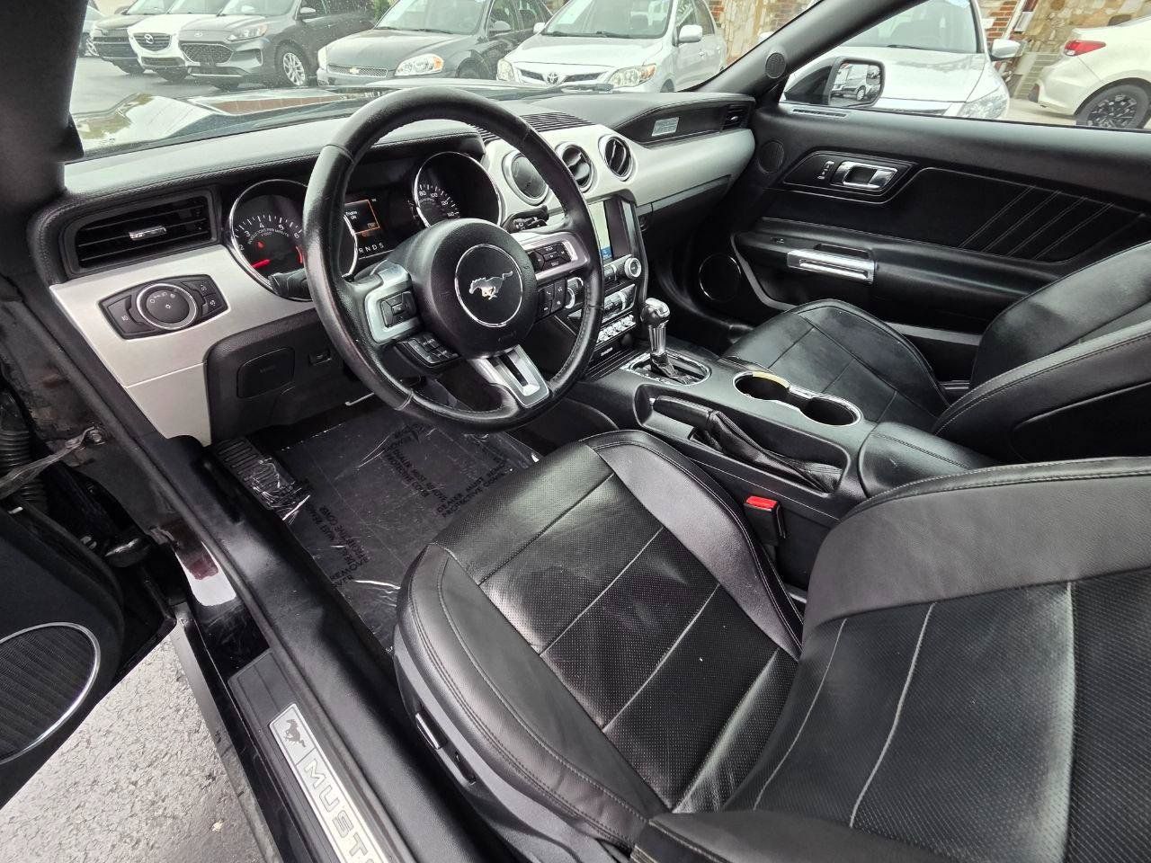 Used 2016 Ford Mustang Premium RWD image 11