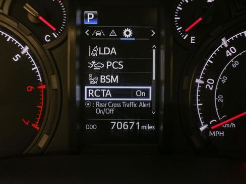 Used 2022 Toyota 4Runner SR5 Premium image 42