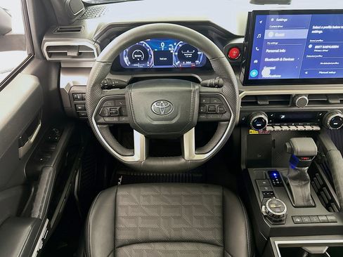 Used 2024 Toyota Tacoma TRD Off-Road w/ TRD Off Road Premium Package image 20