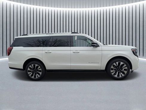New 2026 Ford Expedition Max Platinum w/ Driver's Package image 2