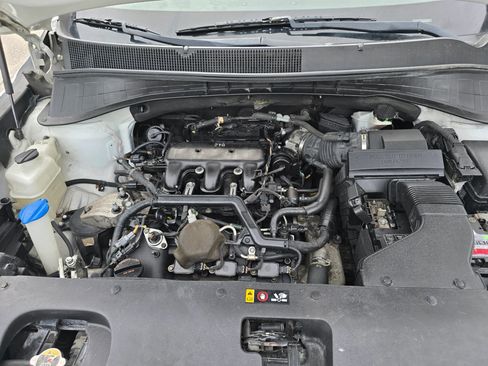 Used 2019 Kia Sorento FWD V6 image 32