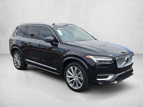 Used 2023 Volvo XC90 B6 Plus w/ Protection Package Premier AWD/4WD image 3
