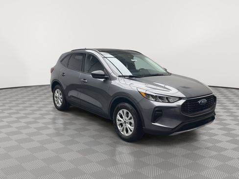 New 2025 Ford Escape Active w/ Tech Pack #1 AWD/4WD image 32