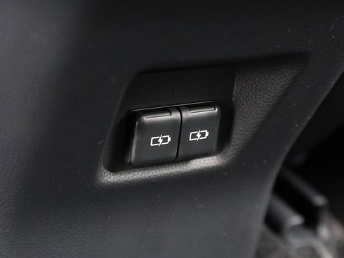 Certified 2025 Toyota RAV4 XLE Premium image 20