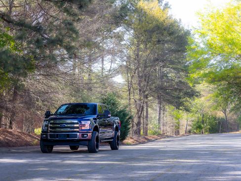Used 2017 Ford F150 King Ranch w/ Trailer Tow Package image 34