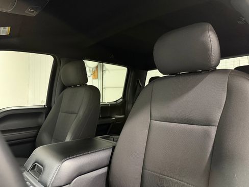 Used 2019 Ford F150 XLT w/ Equipment Group 302A Luxury image 5