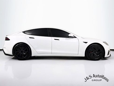 Used 2026 Tesla Model S Plaid AWD/4WD image 8