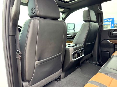 Used 2022 Chevrolet Silverado 2500 High Country w/ Z71 Off-Road Package image 21