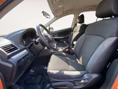 Used 2015 Subaru Crosstrek 2.0i Premium AWD/4WD image 9