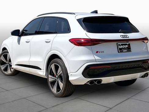 Used 2026 Audi SQ5 Premium Plus AWD/4WD image 12