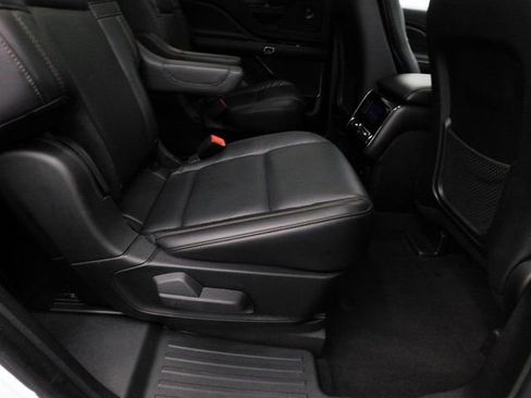 Used 2023 Lincoln Aviator Reserve image 33