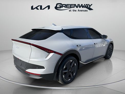 New 2025 Kia EV6 Light image 4