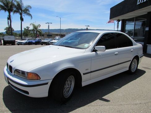 Used 2000 BMW 528i Sedan RWD image 3
