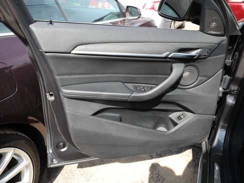 Used 2018 BMW X1 xDrive28i w/ Premium Package image 18