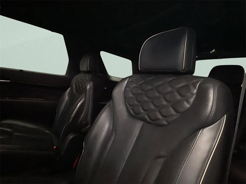 Used 2020 Hyundai Palisade Limited image 13