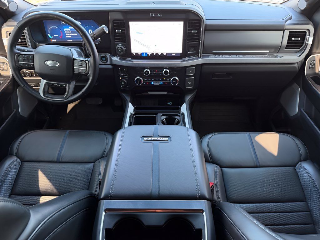 Used 2025 Ford F250 Platinum AWD/4WD image 19