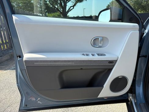Used 2023 Hyundai Ioniq 5 Limited AWD/4WD image 21