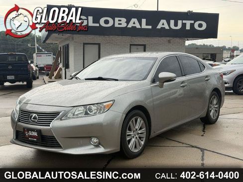 Used 2015 Lexus ES 350 w/ Premium Package FWD image 1