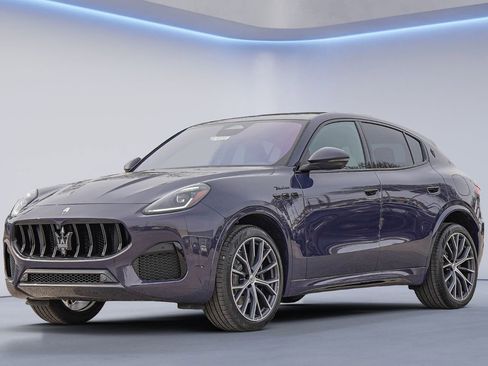 New 2026 Maserati Grecale Modena image 7