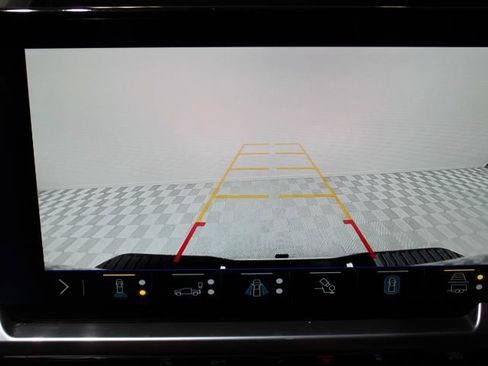 Used 2024 Chevrolet Silverado 2500 LTZ w/ LTZ Convenience Package image 5