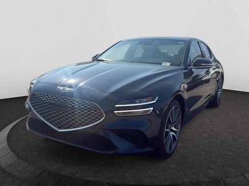 Used 2025 Genesis G70 2.5T image 1