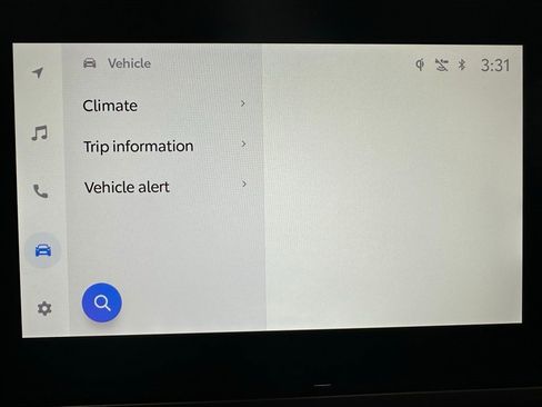 Used 2025 Toyota Camry SE image 30