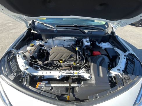 Used 2025 Buick Encore GX Preferred image 32