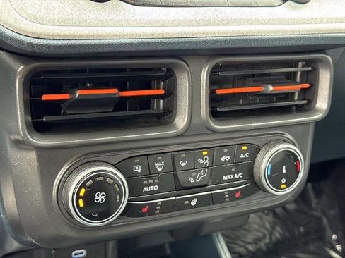 Certified 2024 Ford Maverick XLT w/ XLT Luxury Package FWD image 16