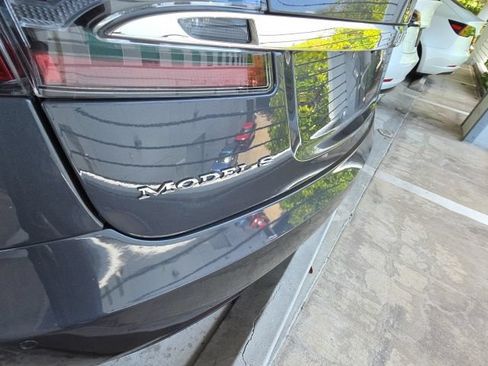Used 2018 Tesla Model S 100D AWD/4WD image 8