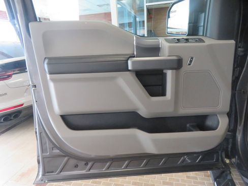 Used 2018 Ford F150 XLT w/ Equipment Group 301A Mid AWD/4WD image 13