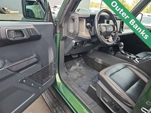 Used 2025 Ford Bronco Outer Banks image 10