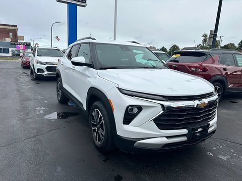 Certified 2024 Chevrolet TrailBlazer LT w/ Driver Confidence Package FWD image 28