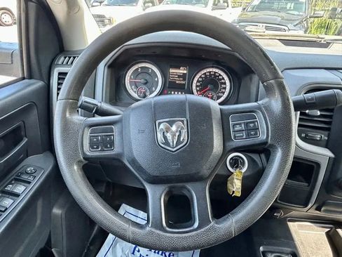 Used 2015 RAM 2500 Tradesman w/ Chrome Appearance Group image 19