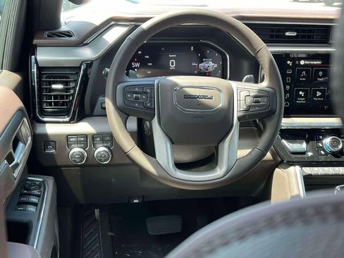 New 2026 GMC Sierra 1500 Denali w/ Denali Reserve Package AWD/4WD image 13
