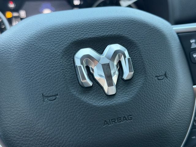 New 2026 RAM 2500 Big Horn AWD/4WD image 34