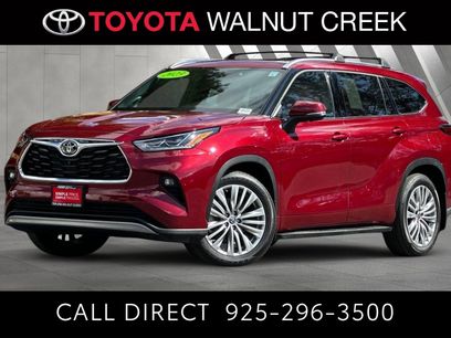 Used 2023 Toyota Highlander Platinum