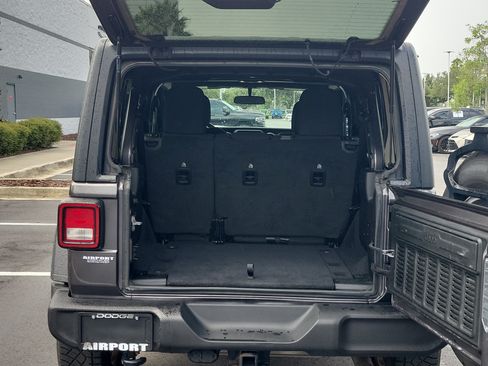 Used 2020 Jeep Wrangler Unlimited Sport S AWD/4WD image 7