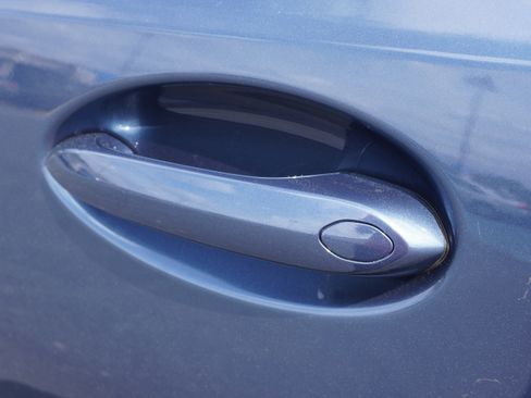 New 2025 BMW 330i Sedan w/ Premium Package image 34