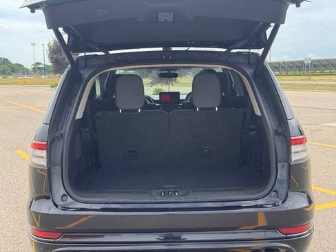 Used 2022 Lincoln Aviator Reserve w/ Equipment Group 201A AWD/4WD image 37