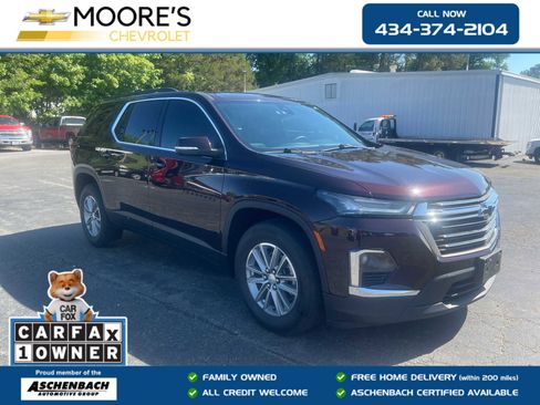 Used 2023 Chevrolet Traverse LT w/ Rear Camera Mirror Package AWD/4WD image 1