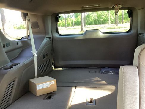 New 2026 GMC Yukon Denali image 19