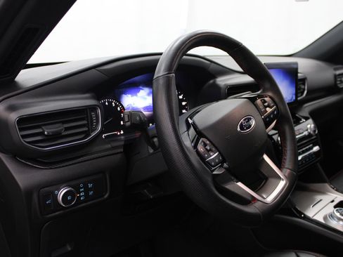 Used 2022 Ford Explorer ST-Line image 10