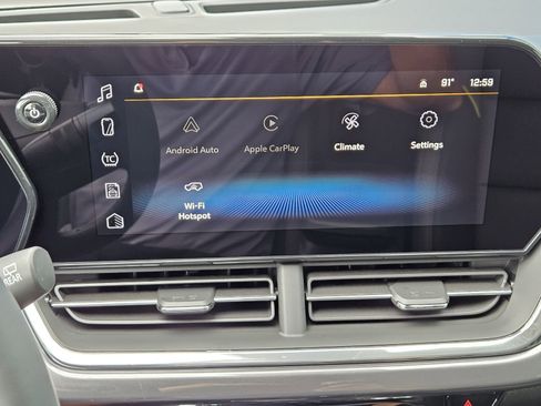 New 2026 Chevrolet Trax ACTIV w/ Sunroof Package FWD image 18