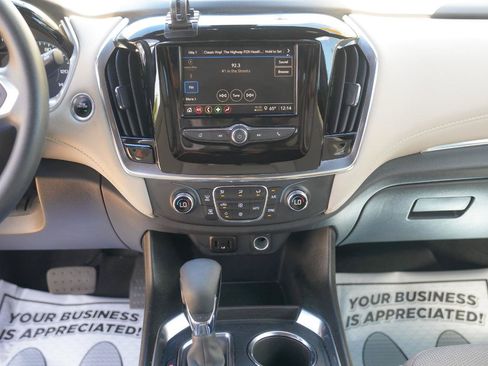Used 2023 Chevrolet Traverse LS AWD/4WD image 39
