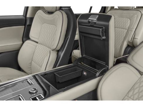 Used 2022 Lincoln Aviator Black Label w/ Dynamic Handling Package AWD/4WD image 14
