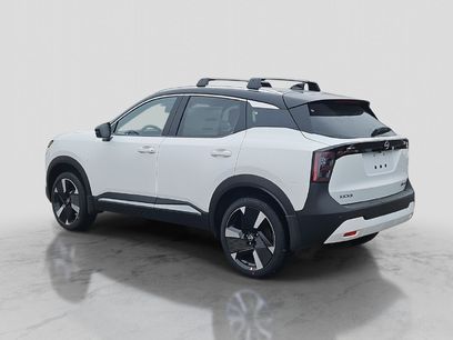 New 2026 Nissan Kicks SR w/ Cold Weather Package
