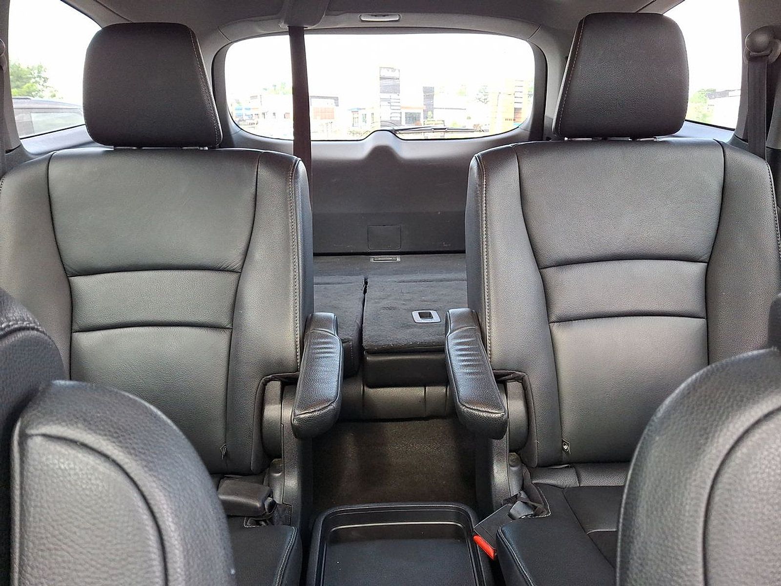Used 2020 Honda Pilot Touring image 13
