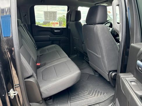 Used 2022 Chevrolet Silverado 1500 LT AWD/4WD image 32